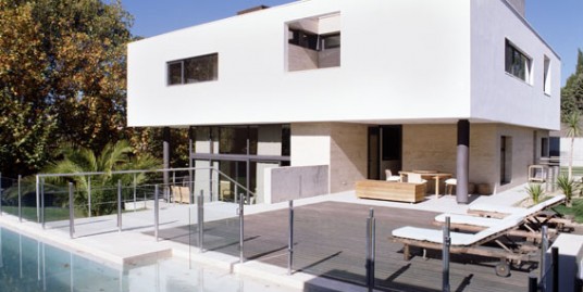 CASA EN VENTA EN PUERTA DE HIERRO